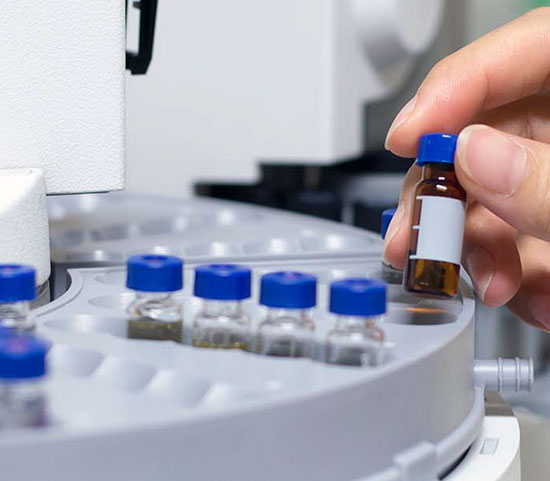 customized pharmaceutical chillers and medical chillers